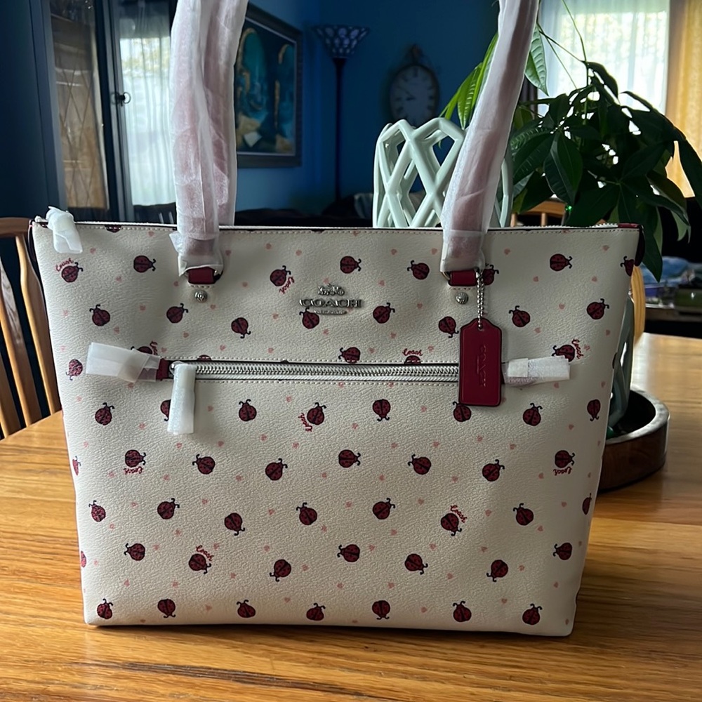 Coach Ladybug NWT Galley Tote - Bag - Satchel